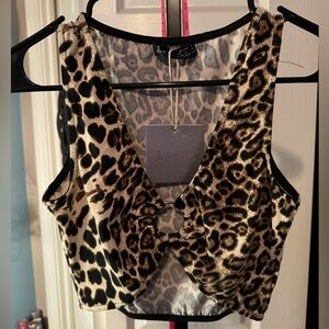 NWT Leopard Crop with circle ring detail